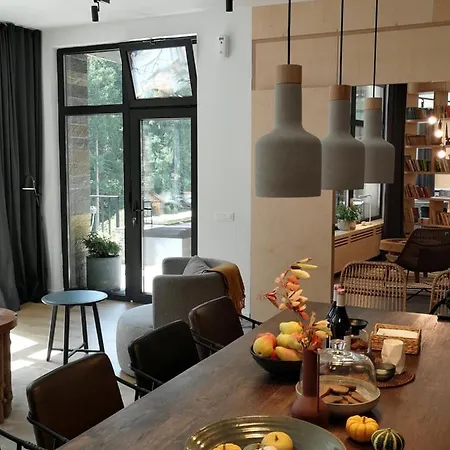 Gora уютна планинска къща до зона пампорово Vakantiehuis *