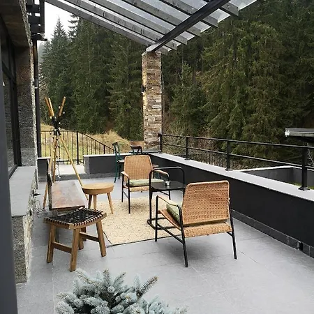 Gora уютна планинска къща до зона пампорово Vakantiehuis