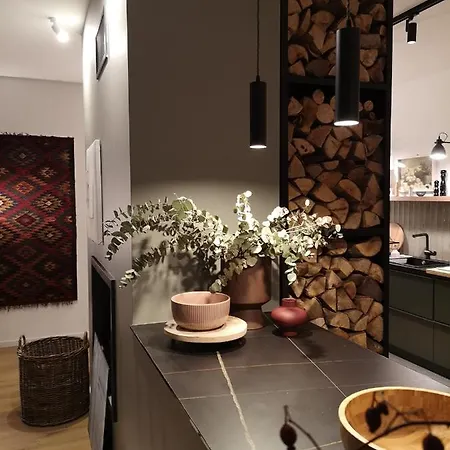 Gora уютна планинска къща до зона пампорово Vakantiehuis *