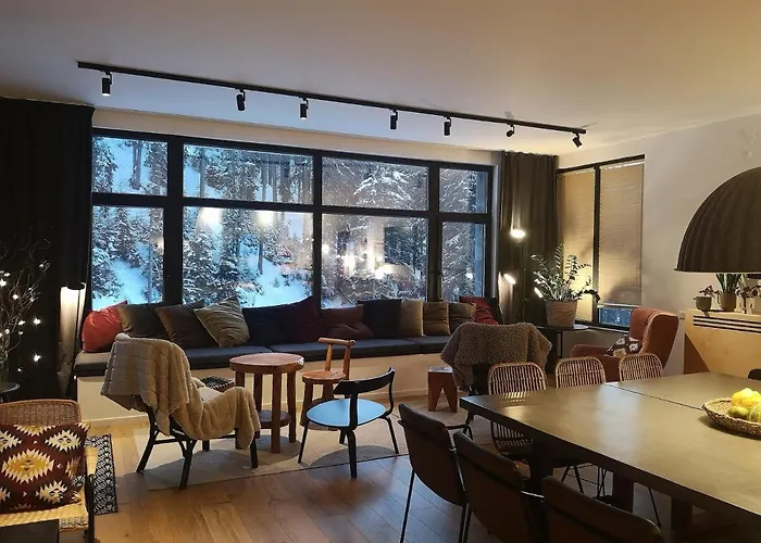 Gora - For 22 Guests, пампорово, Rhodope Mountains Dom wakacyjny *